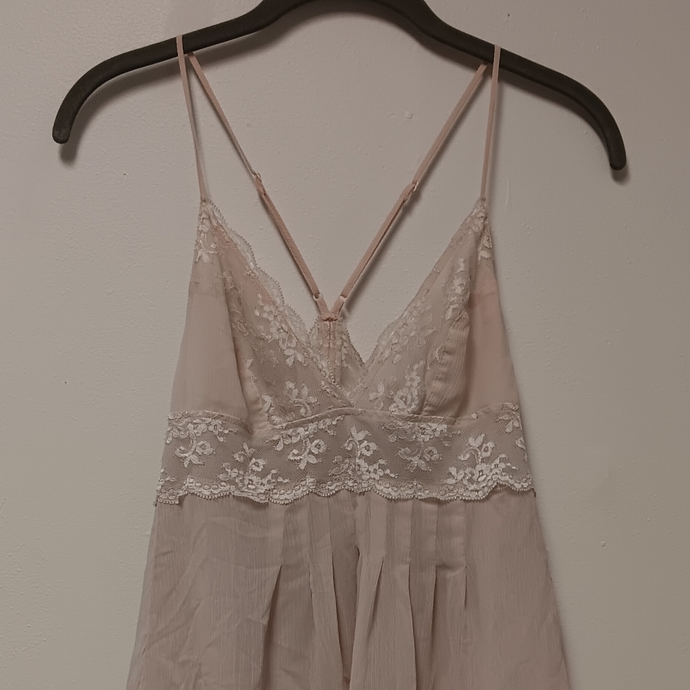 Pale Pink Vintage Victoria's Secret Night Gown in Small